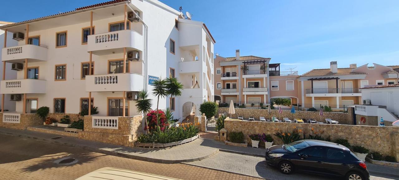 Apartamentos Cabrita Olhos de Agua  Ngoại thất bức ảnh