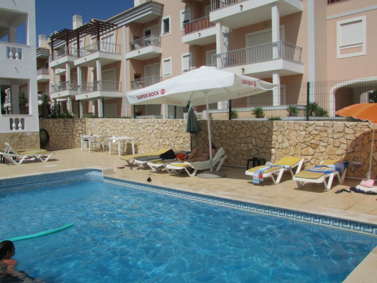 Apartamentos Cabrita Olhos de Agua  Ngoại thất bức ảnh