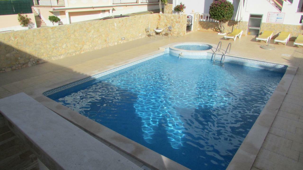 Apartamentos Cabrita Olhos de Agua  Ngoại thất bức ảnh