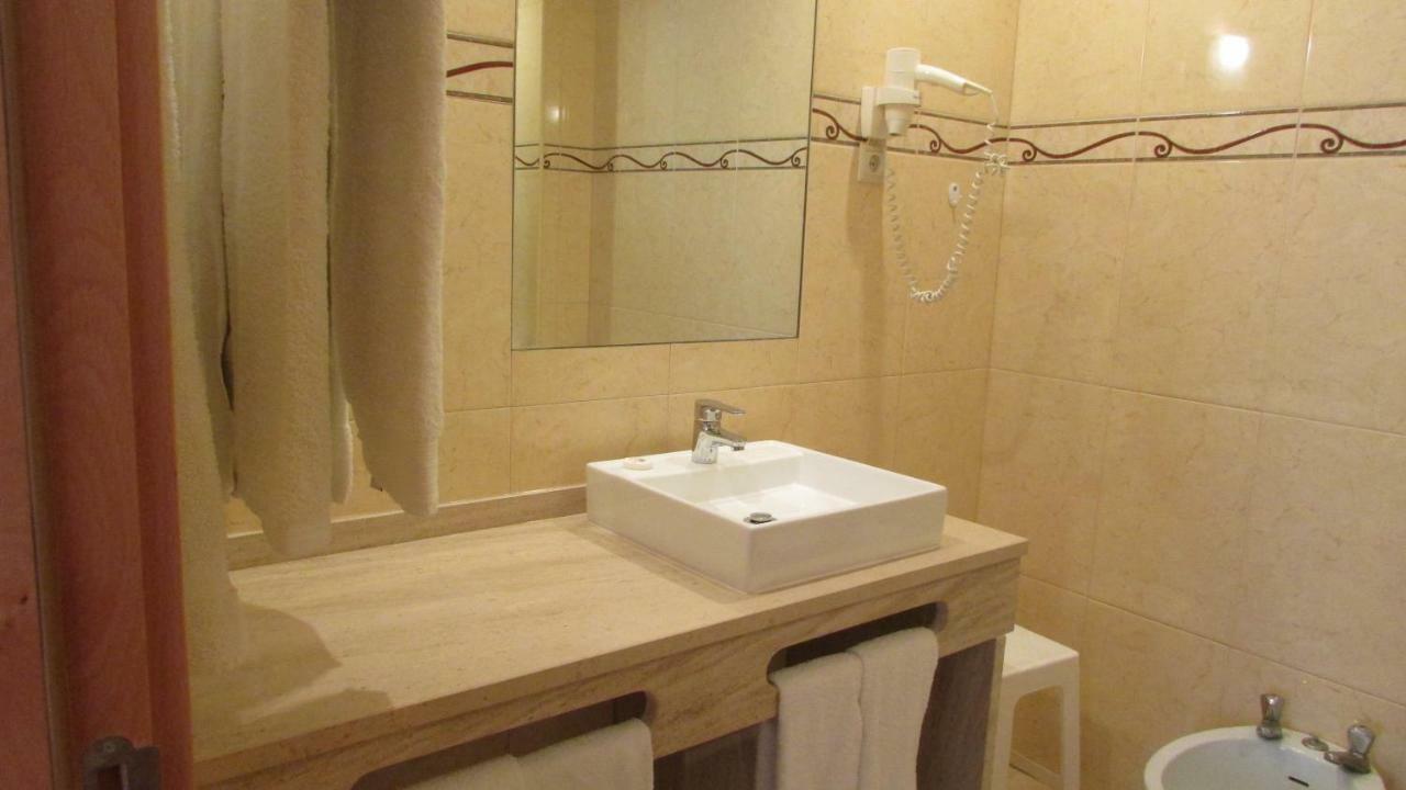 Apartamentos Cabrita Olhos de Agua  Ngoại thất bức ảnh