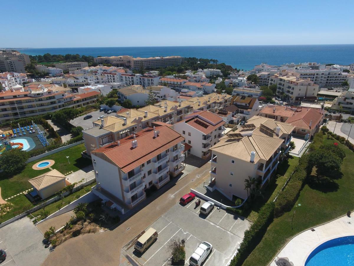 Apartamentos Cabrita Olhos de Agua  Ngoại thất bức ảnh