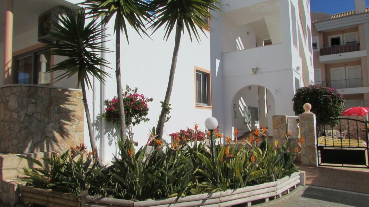 Apartamentos Cabrita Olhos de Agua  Ngoại thất bức ảnh